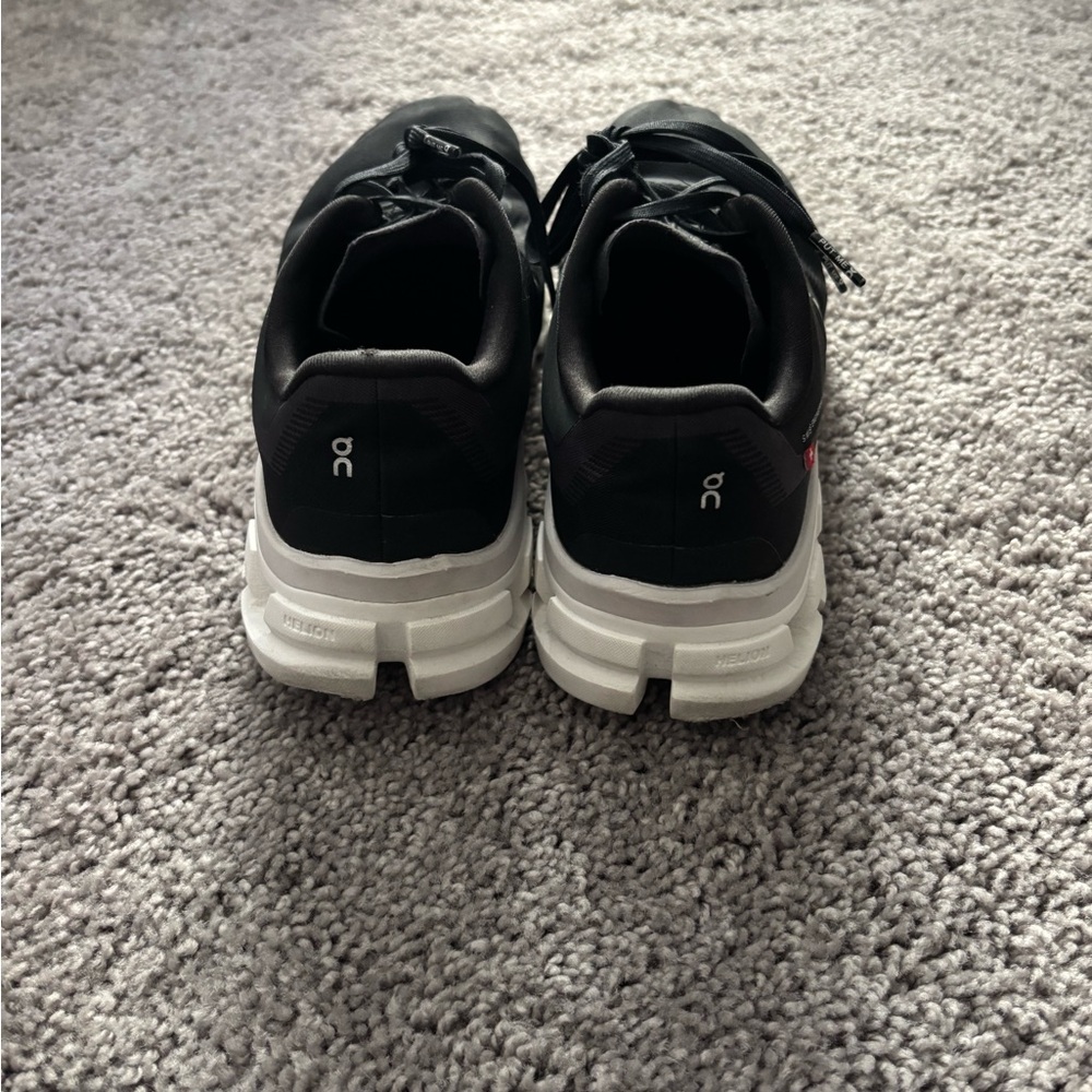 On Running Black Athletic Shoes - Picture 3 of 5
